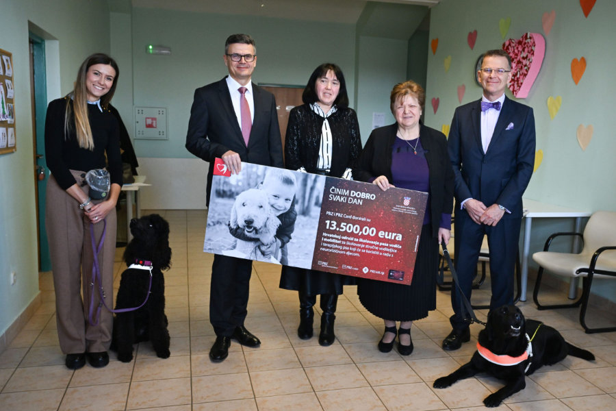 PBZ grupa donirala 13.500 eura za terapijskog psa u radu s djecom